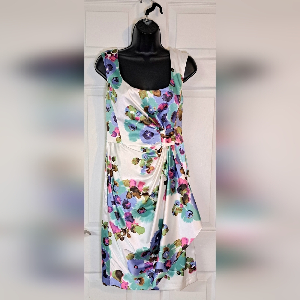 Maggy London Flowered Sleeveless Dress